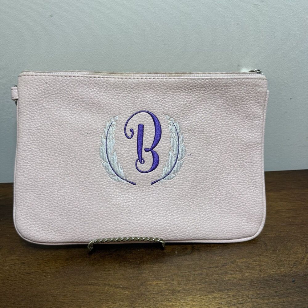 Thirty-One Gifts Rubie Mini PEBBLED ZIPPER POUCH BAG WRISTLET 9.5x6.5 B Monogram